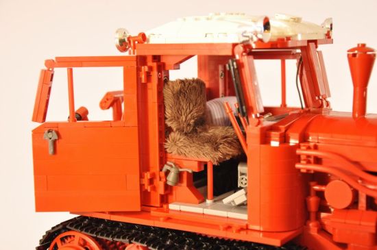 lego belarus dt 75 crawler tractor 1