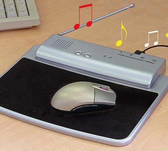 mouse pad with radio