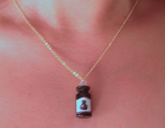 necklace ink bottle