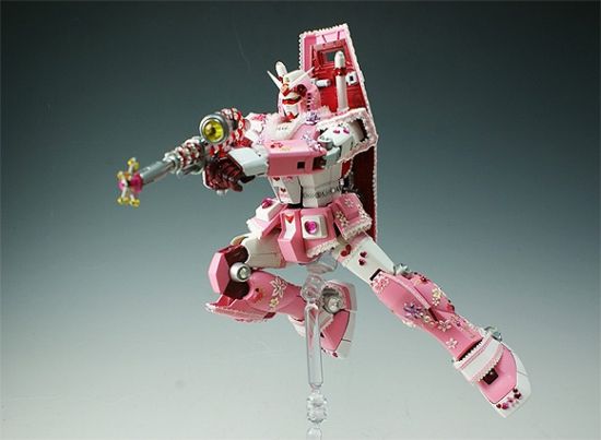 pink gundam 1