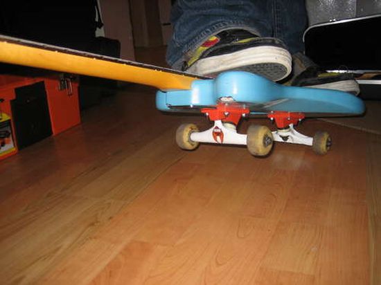 skateboard guitar