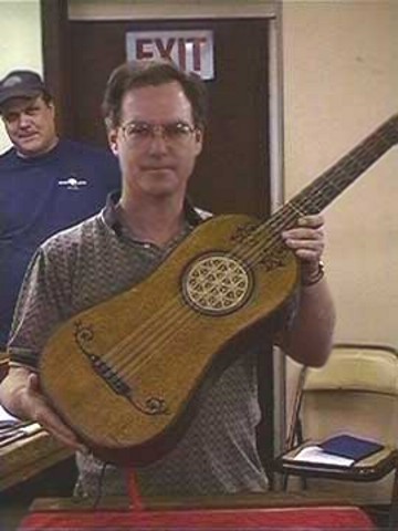 worlds oldest guitar1