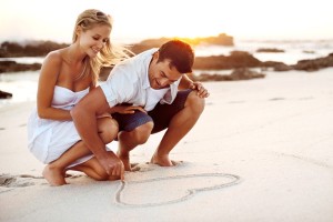 Couple_on_beach