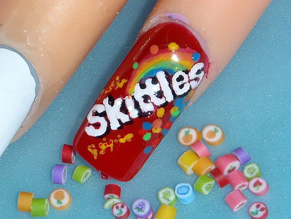 Snack nail design (2)