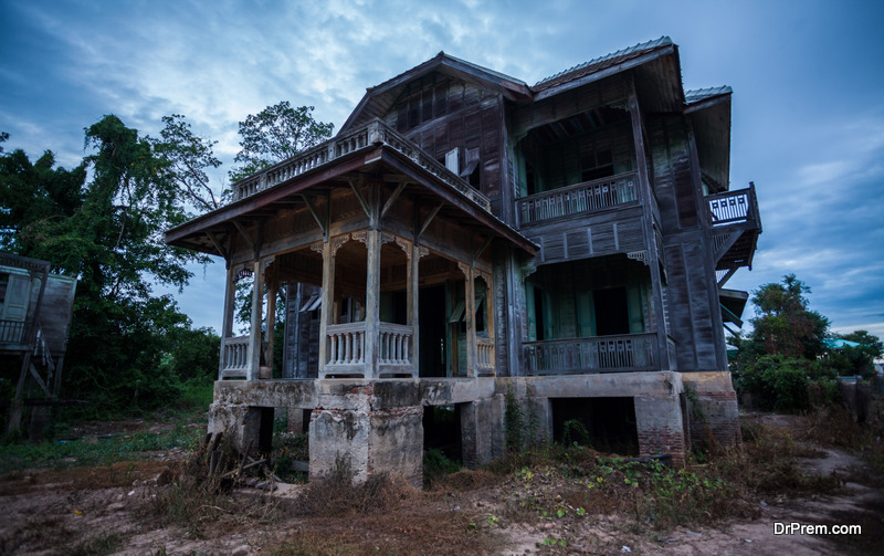 Scariest Haunted Houses in America